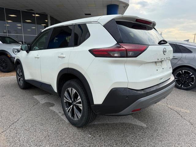 Used 2023 Nissan Rogue SV FWD image 3