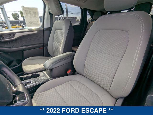 Certified 2022 Ford Escape SE w/ SE Sport Appearance Package image 20