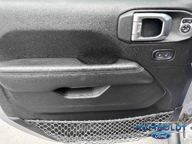 Used 2020 Jeep Gladiator Rubicon w/ Uconnect 4C Nav & Sound Group AWD/4WD image 12