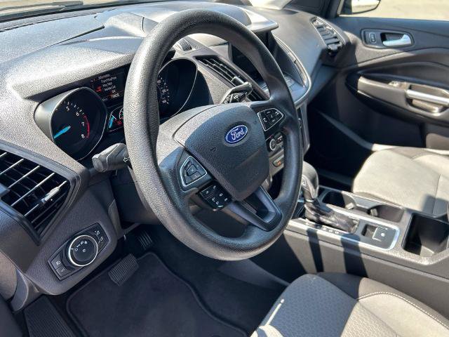 Certified 2019 Ford Escape SE FWD image 19