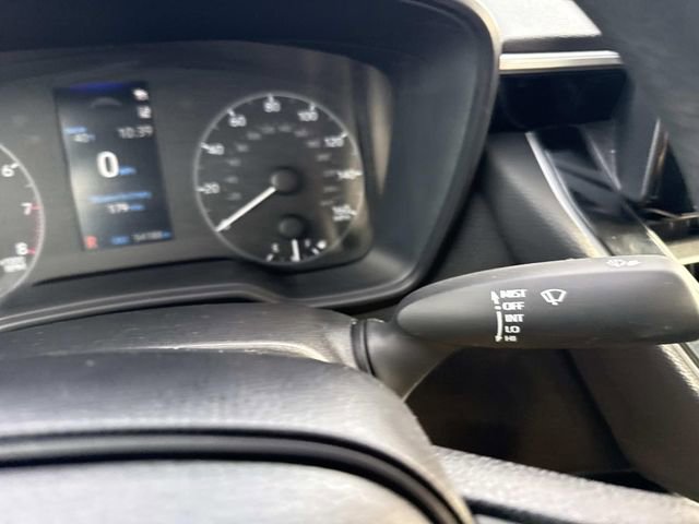 Used 2023 Toyota Corolla LE image 29