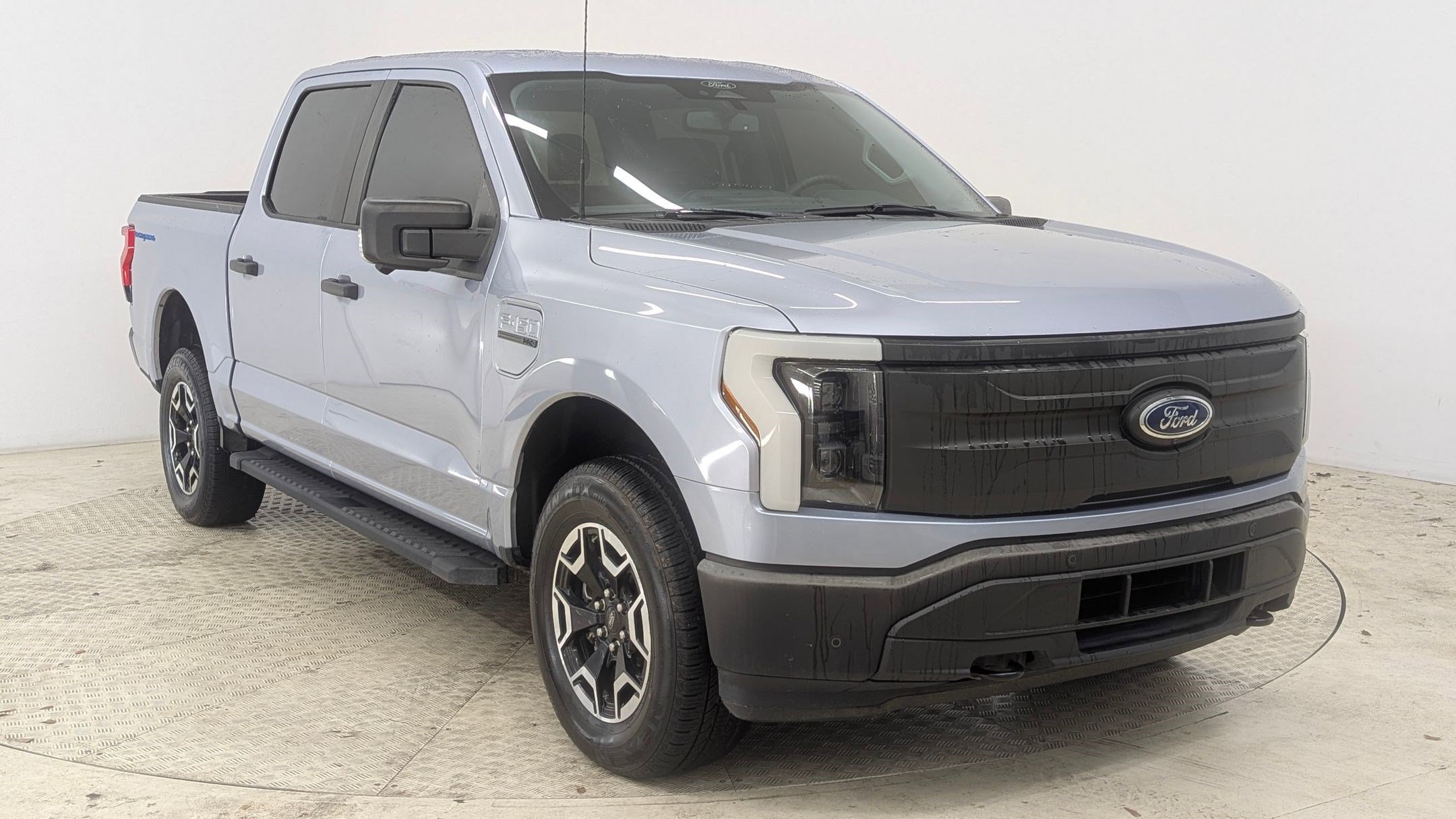 Certified 2022 Ford F150 Lightning Pro w/ Tow Technology Package image 7