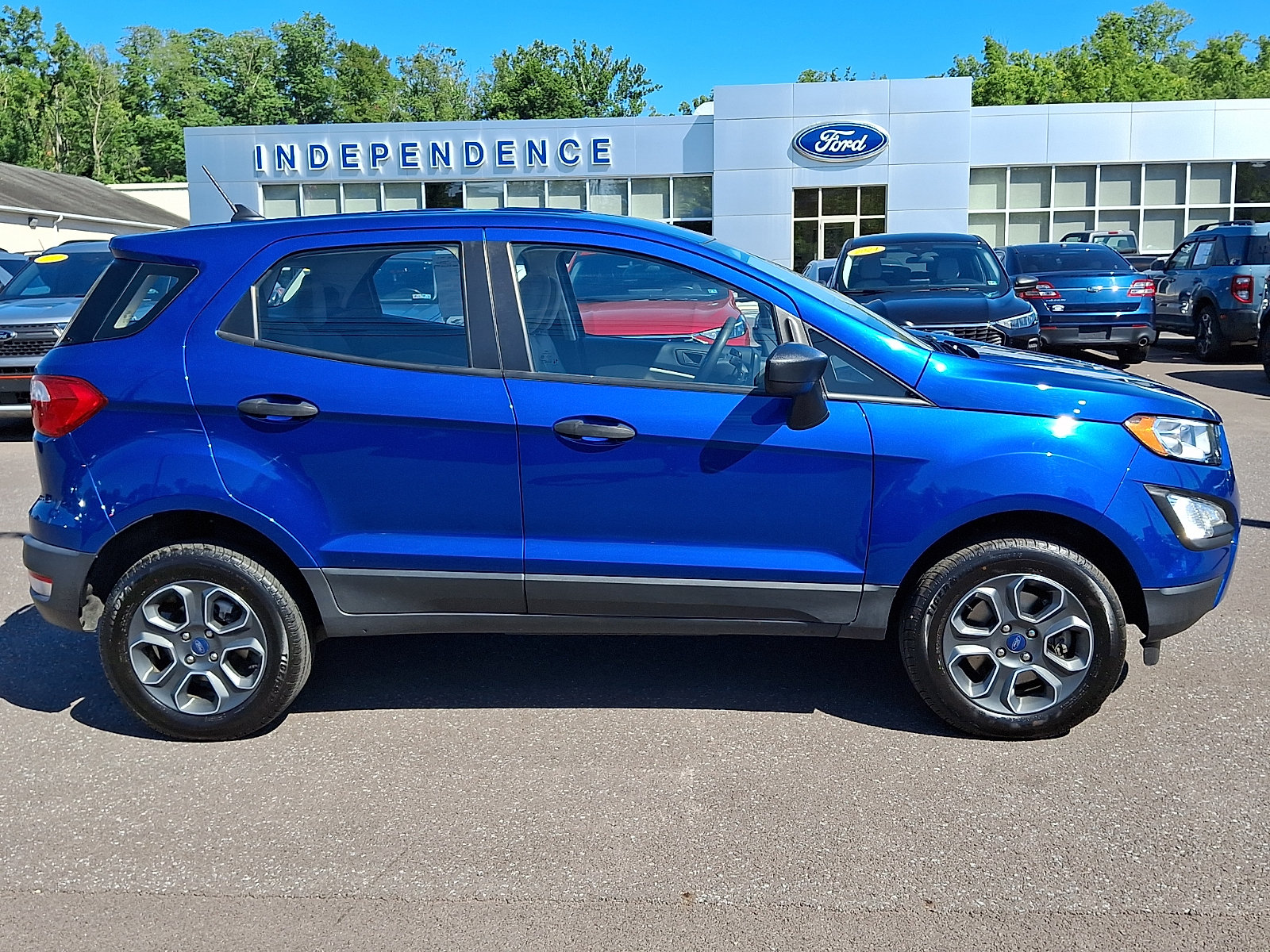 Certified 2021 Ford EcoSport S AWD/4WD image 12
