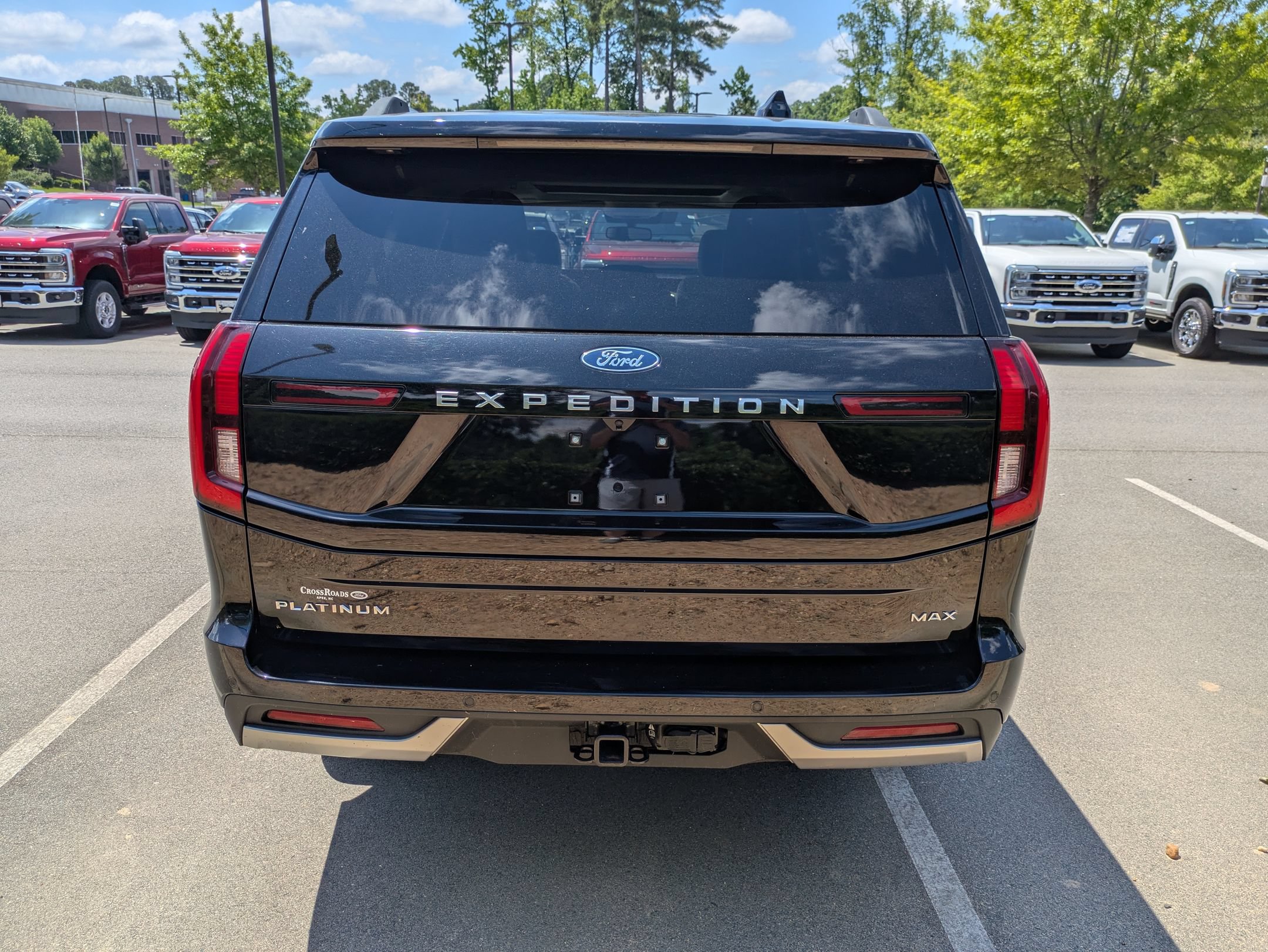 Certified 2025 Ford Expedition Max Platinum w/ Driver's Package AWD/4WD image 5