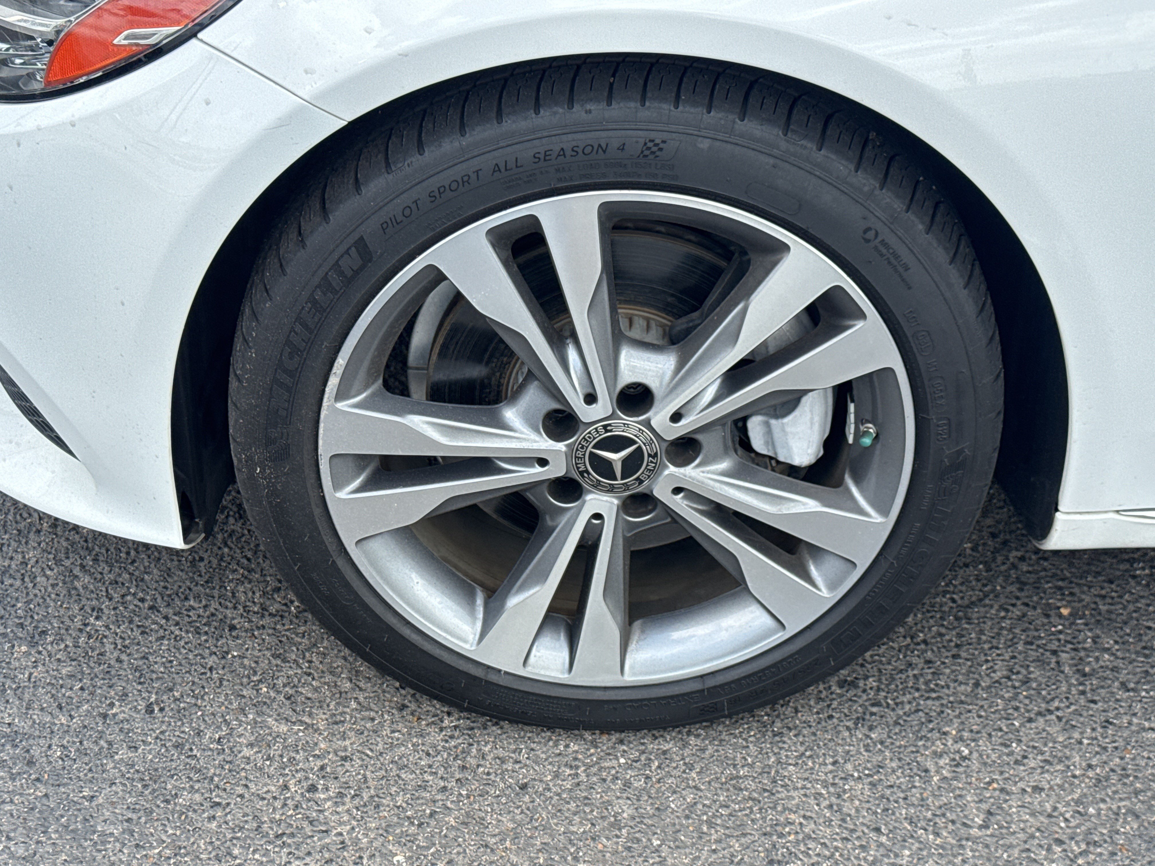 Used 2019 Mercedes-Benz C 300 Sedan image 9