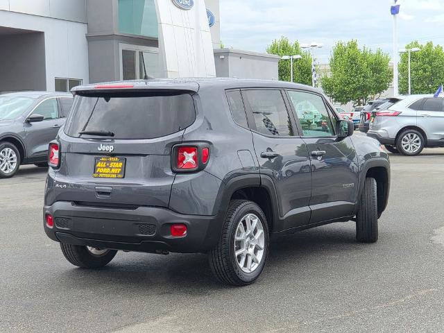 Used 2023 Jeep Renegade Latitude image 5
