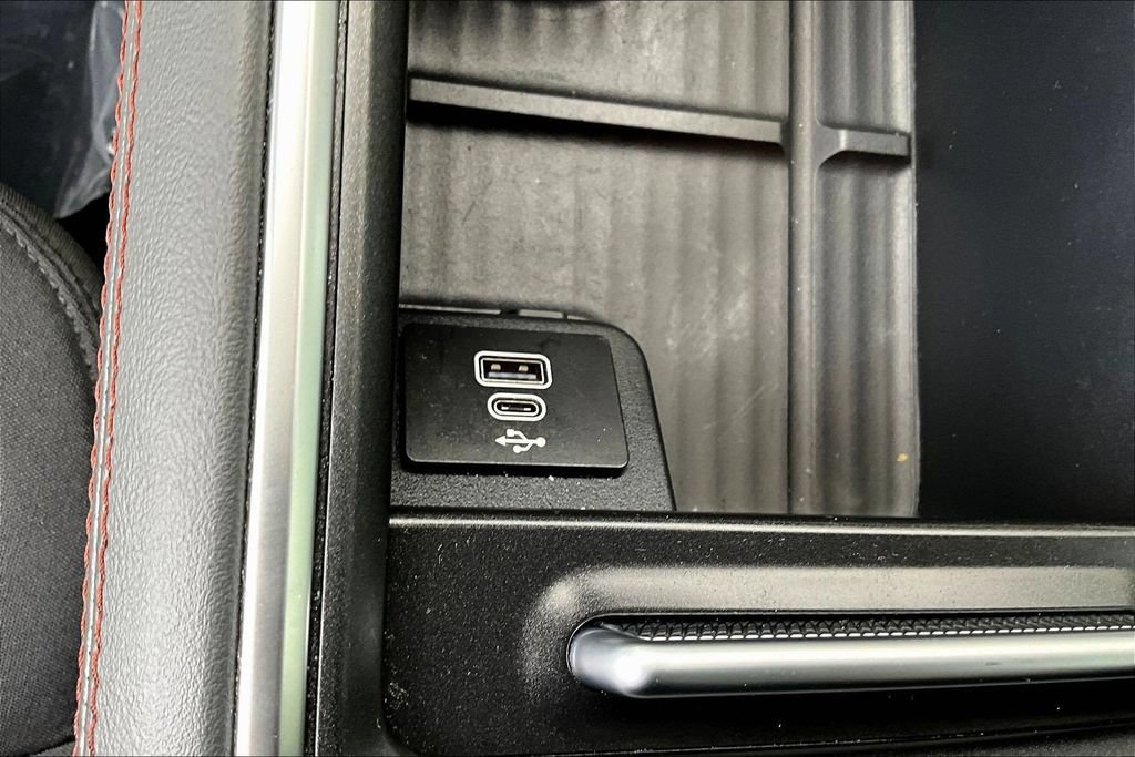 Certified 2025 Ford Expedition Active RWD image 18