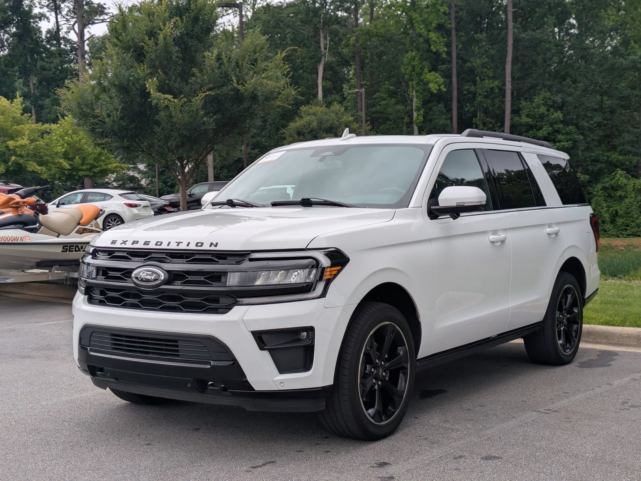 Certified 2023 Ford Expedition Limited AWD/4WD image 6