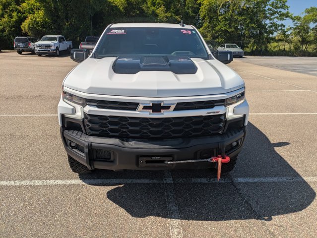 Used 2023 Chevrolet Silverado 1500 ZR2 w/ ZR2 Bison Edition AWD/4WD image 2
