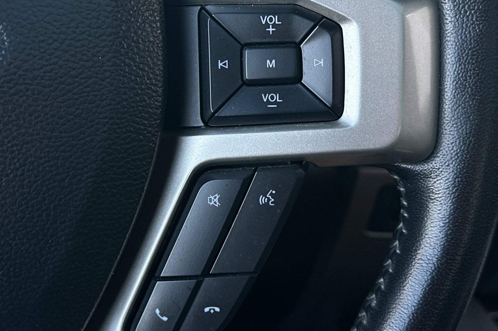 Certified 2022 Ford F250 Lariat w/ Lariat Ultimate Package image 26