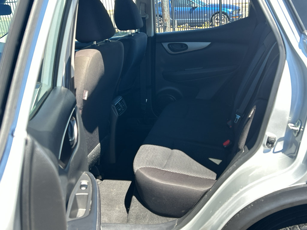 Used 2021 Nissan Rogue Sport S AWD/4WD image 29