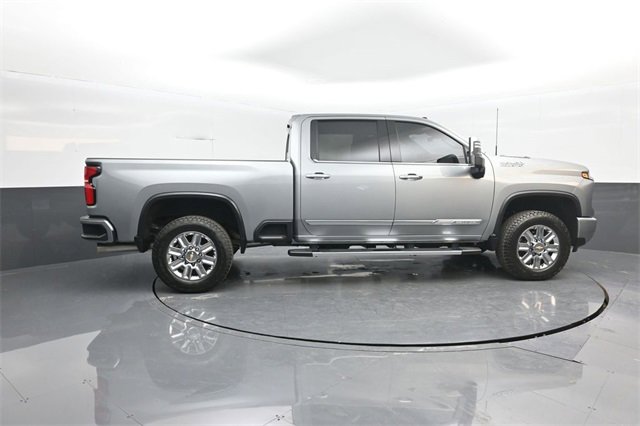 Used 2026 Chevrolet Silverado 2500 High Country w/ Technology Package image 8