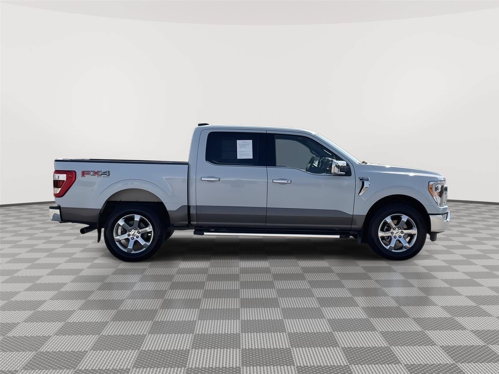 Certified 2022 Ford F150 Lariat w/ Max Trailer Tow Package AWD/4WD image 6