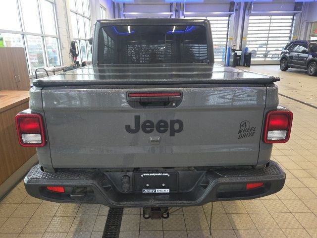 Used 2021 Jeep Gladiator Willys image 3