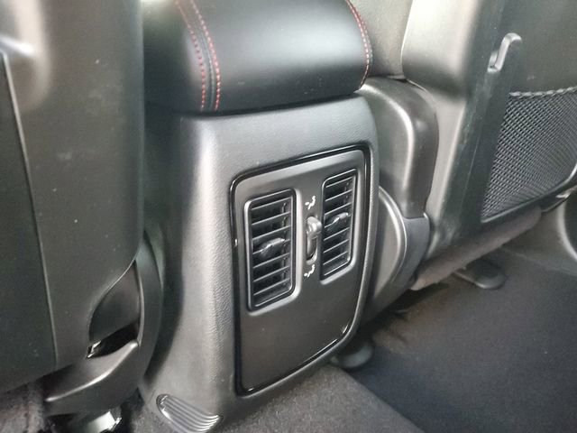 Used 2024 Dodge Durango R/T w/ Blacktop Package image 12