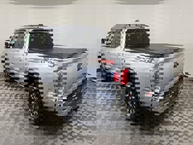 Used 2020 Toyota Tacoma TRD Off-Road image 3