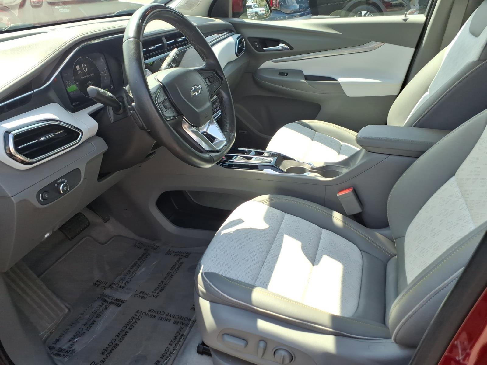 Used 2022 Chevrolet Bolt EUV Premier w/ Launch Edition image 9