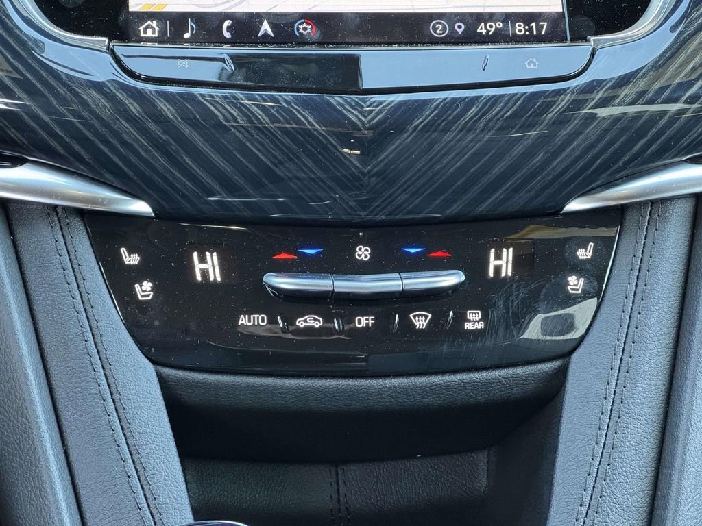 Used 2024 Cadillac XT6 Premium Luxury w/ LPO, Floor Liner Package FWD image 10