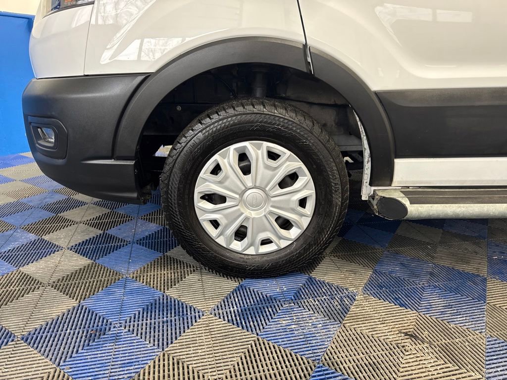 Certified 2024 Ford Transit 250 Low Roof w/ Exterior Upgrade Package image 29