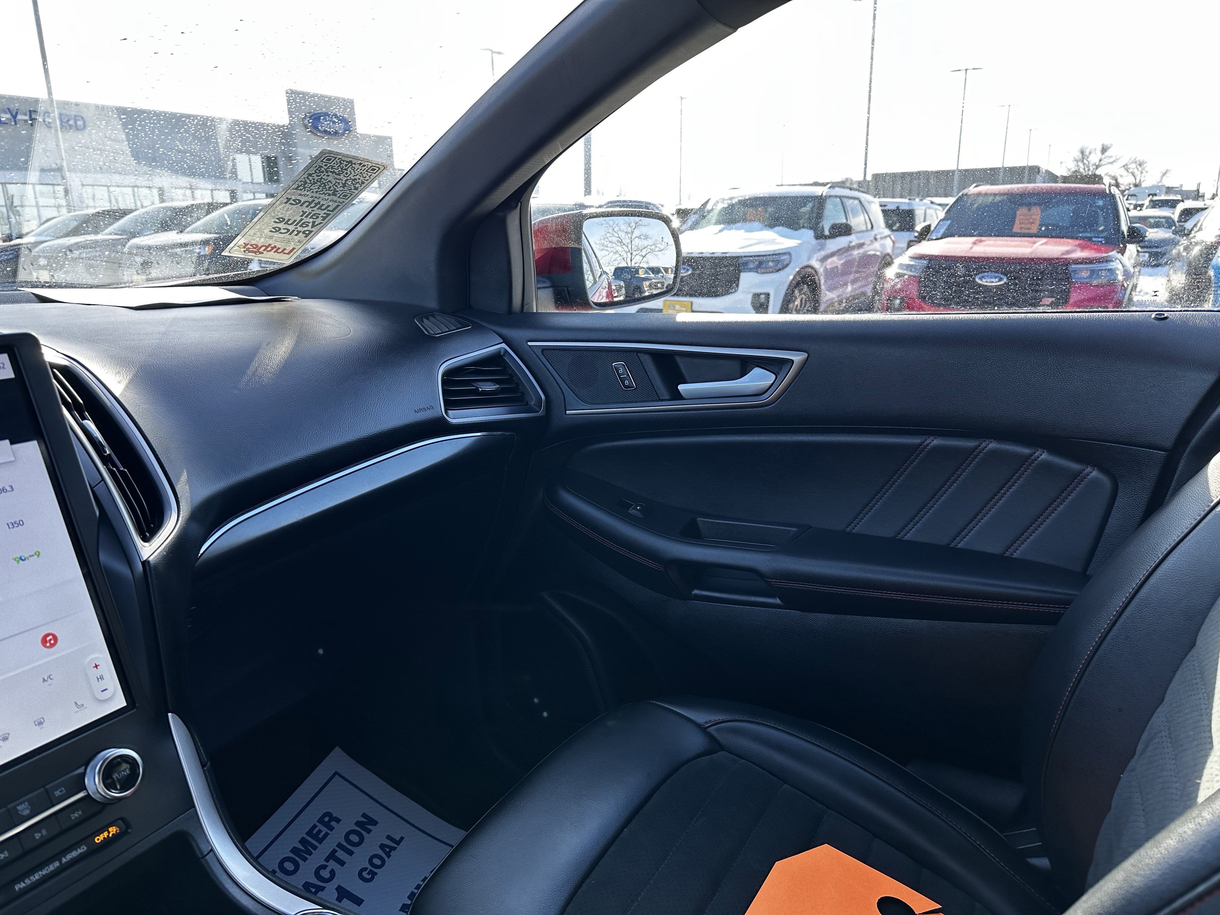 Certified 2024 Ford Edge ST-Line image 11