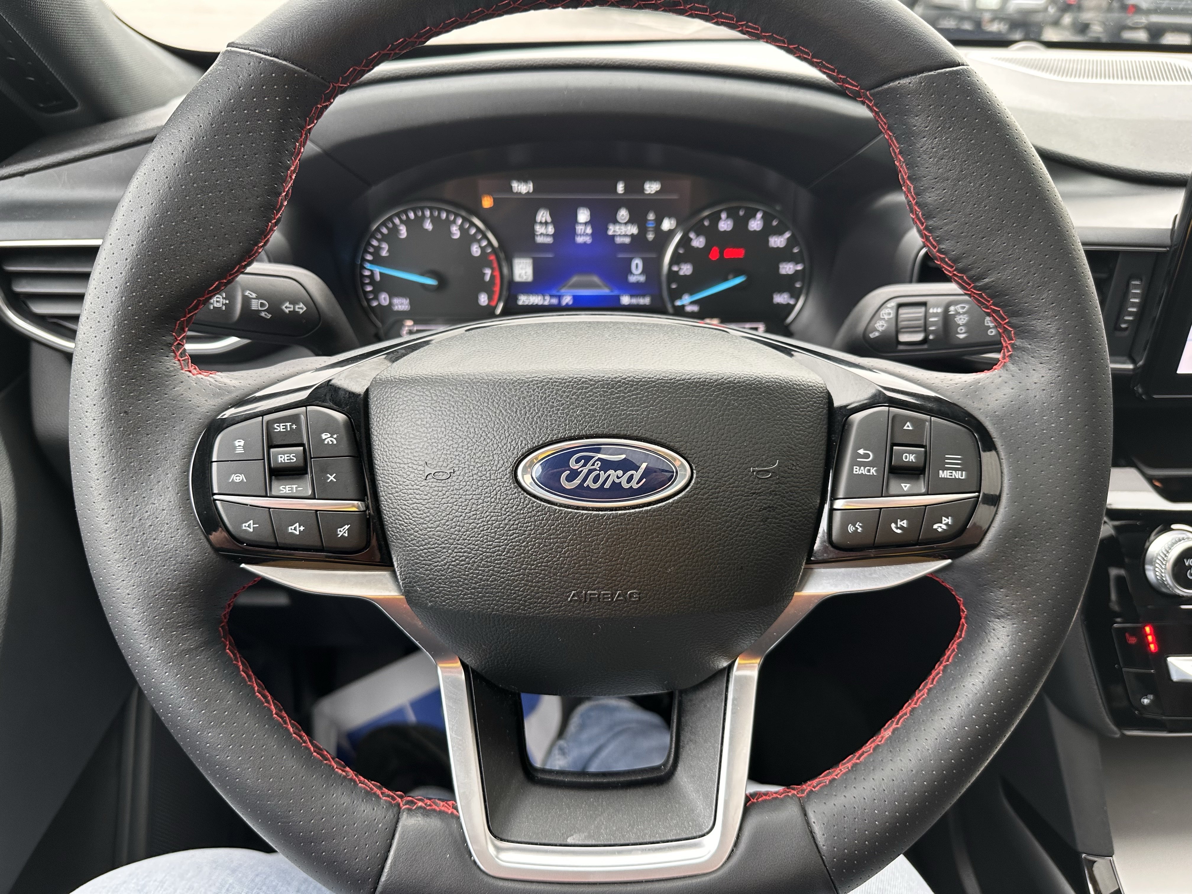 Certified 2023 Ford Explorer ST-Line w/ Class IV Trailer Tow Package AWD/4WD image 20