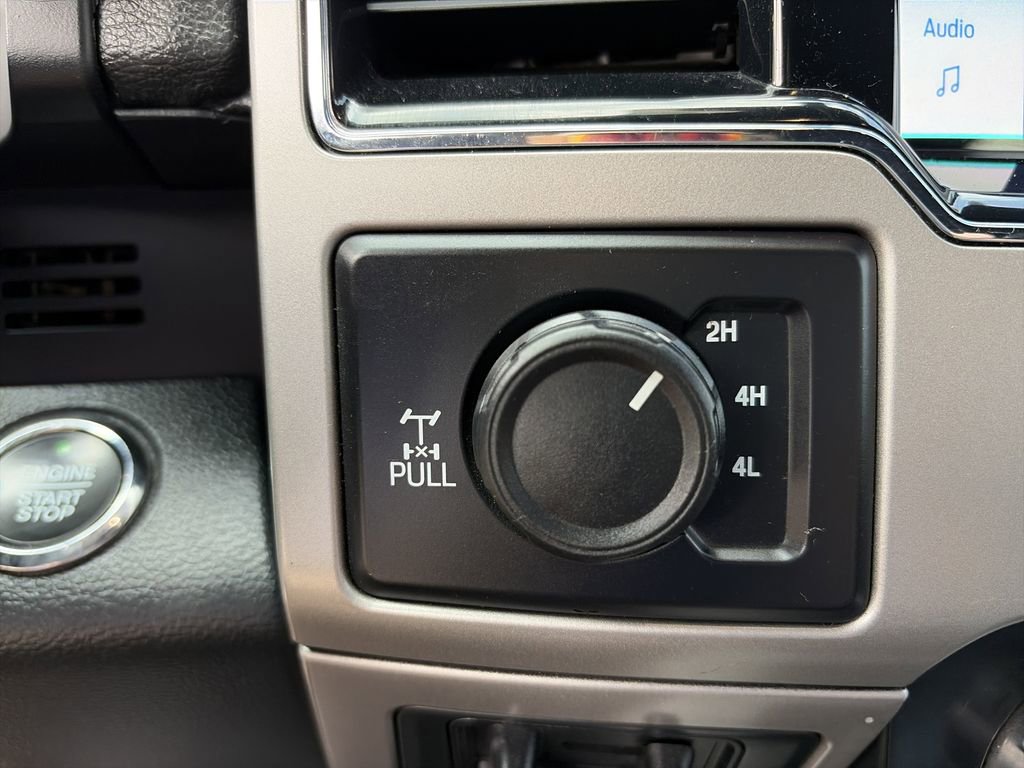 Certified 2022 Ford F250 Lariat w/ Black Appearance Package AWD/4WD image 6