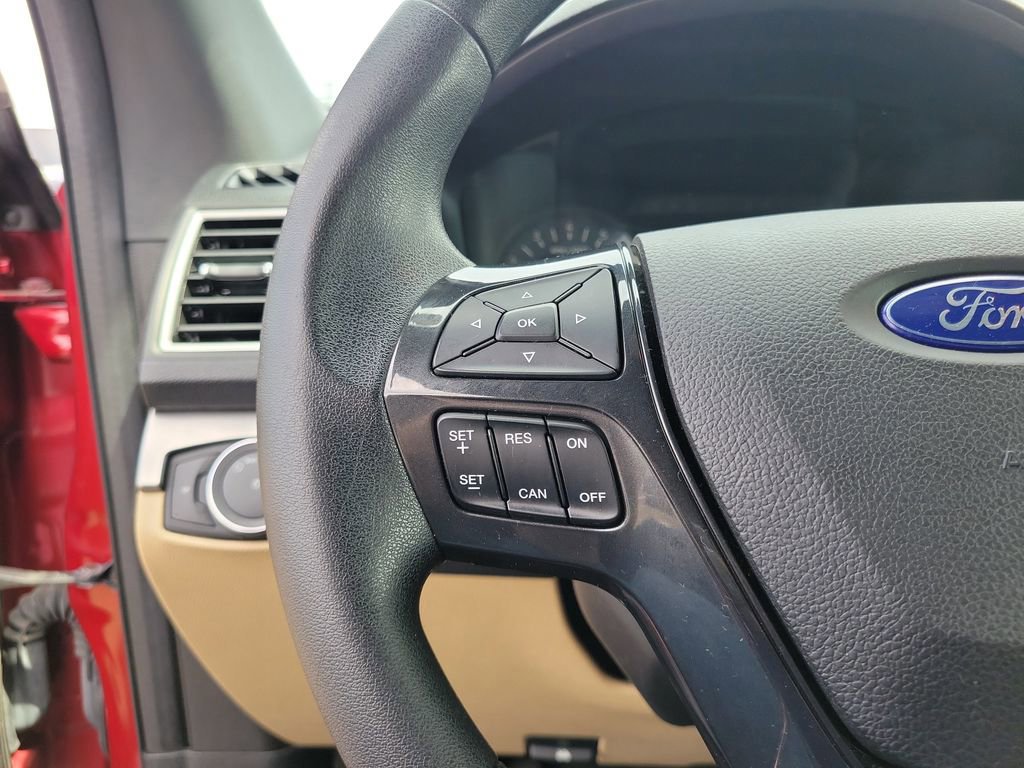 Certified 2017 Ford Explorer FWD image 24
