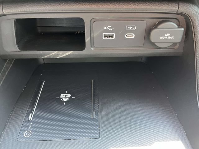 Used 2025 Honda Pilot Touring image 28