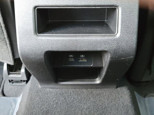 Used 2023 Mitsubishi Outlander SE image 17