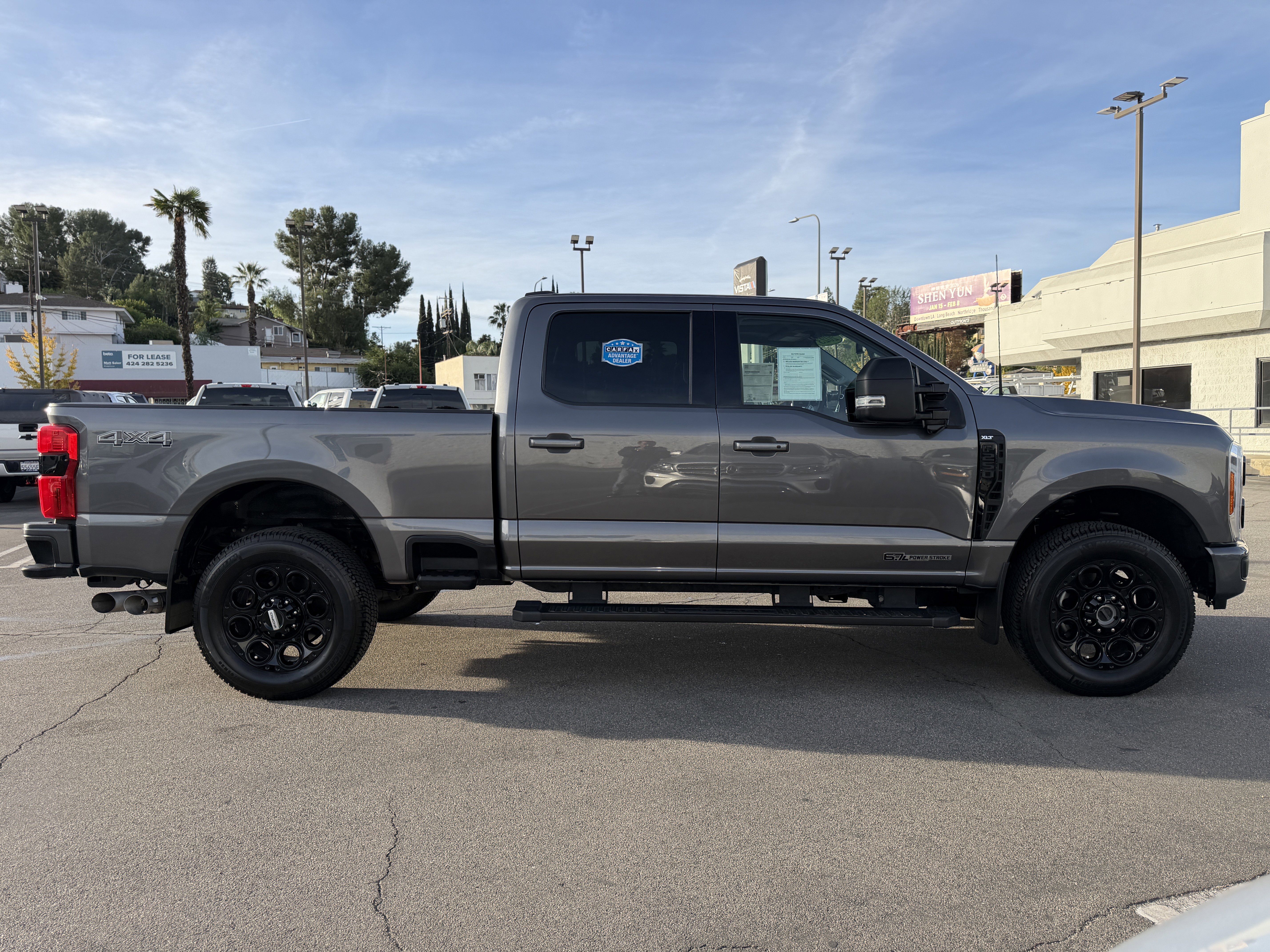Certified 2023 Ford F250 XLT w/ Black Appearance Package image 8