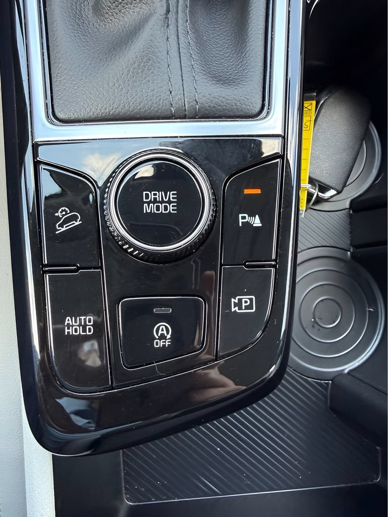 Used 2025 Kia Sportage EX FWD image 32