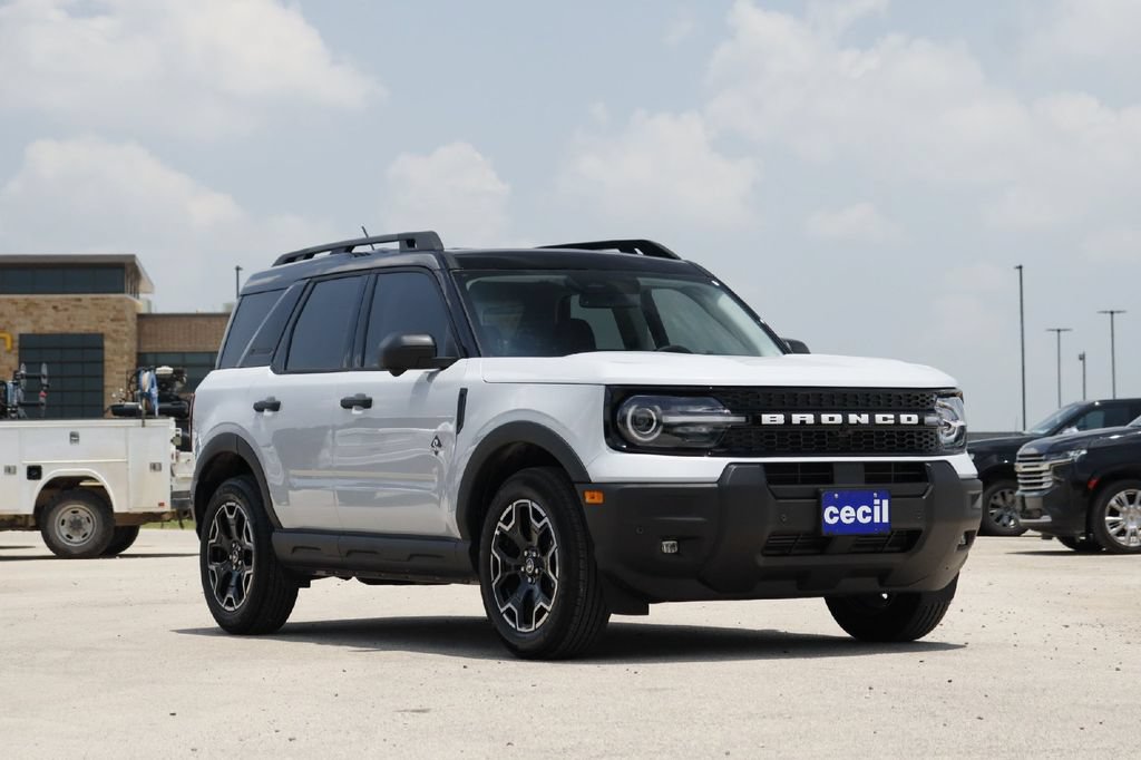 Certified 2026 Ford Bronco Sport Outer Banks w/ Outer Banks Tech Package+ AWD/4WD image 26