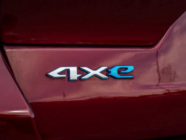 Used 2024 Jeep Grand Cherokee Limited 4xe w/ Luxury Tech Group II AWD/4WD image 11