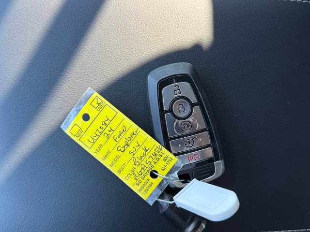 Certified 2024 Ford Explorer Limited w/ Limited Technology Package AWD/4WD image 17