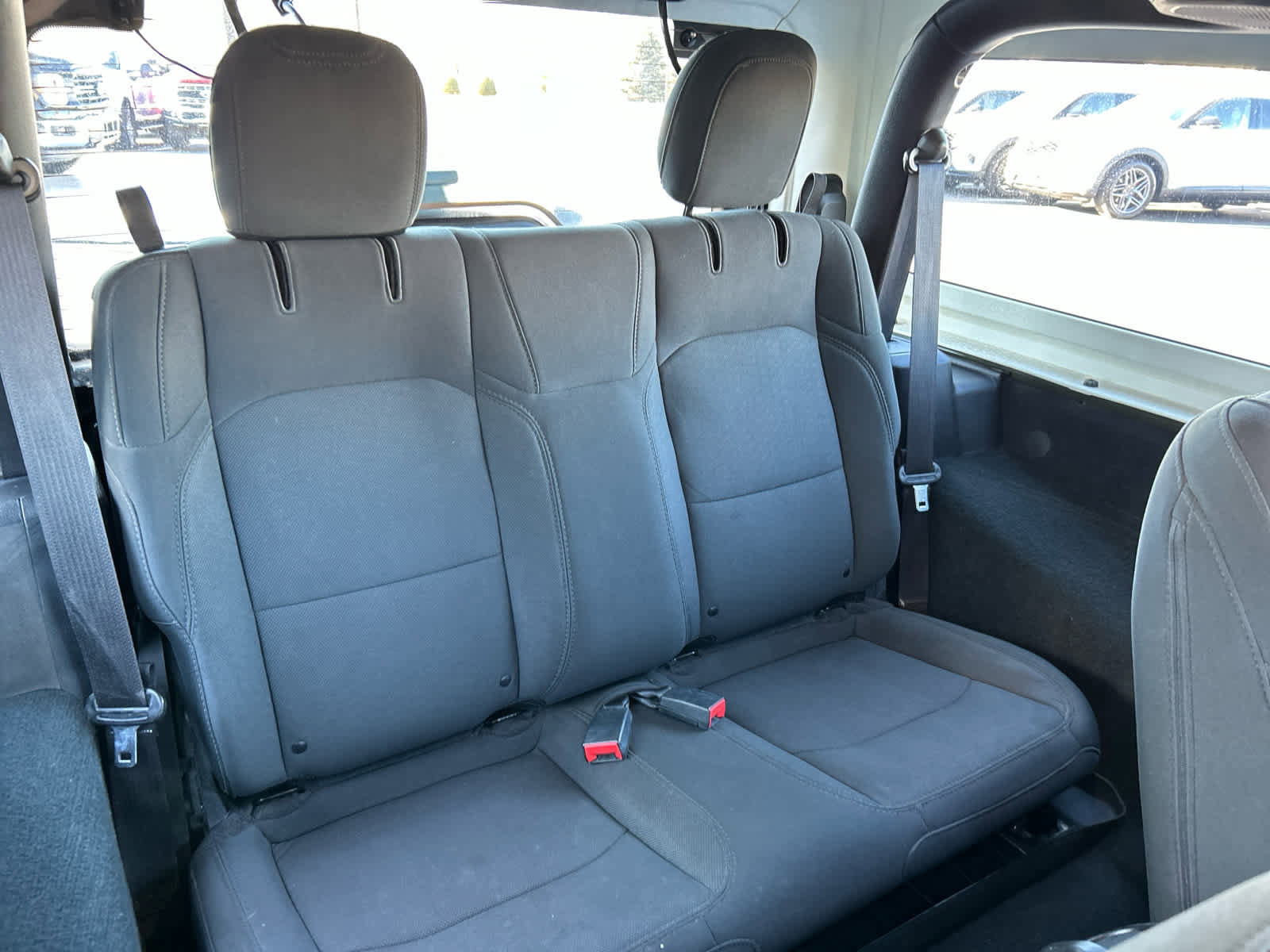 Used 2022 Jeep Wrangler Sport image 32