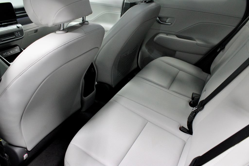 Used 2024 Hyundai Kona Limited FWD image 22