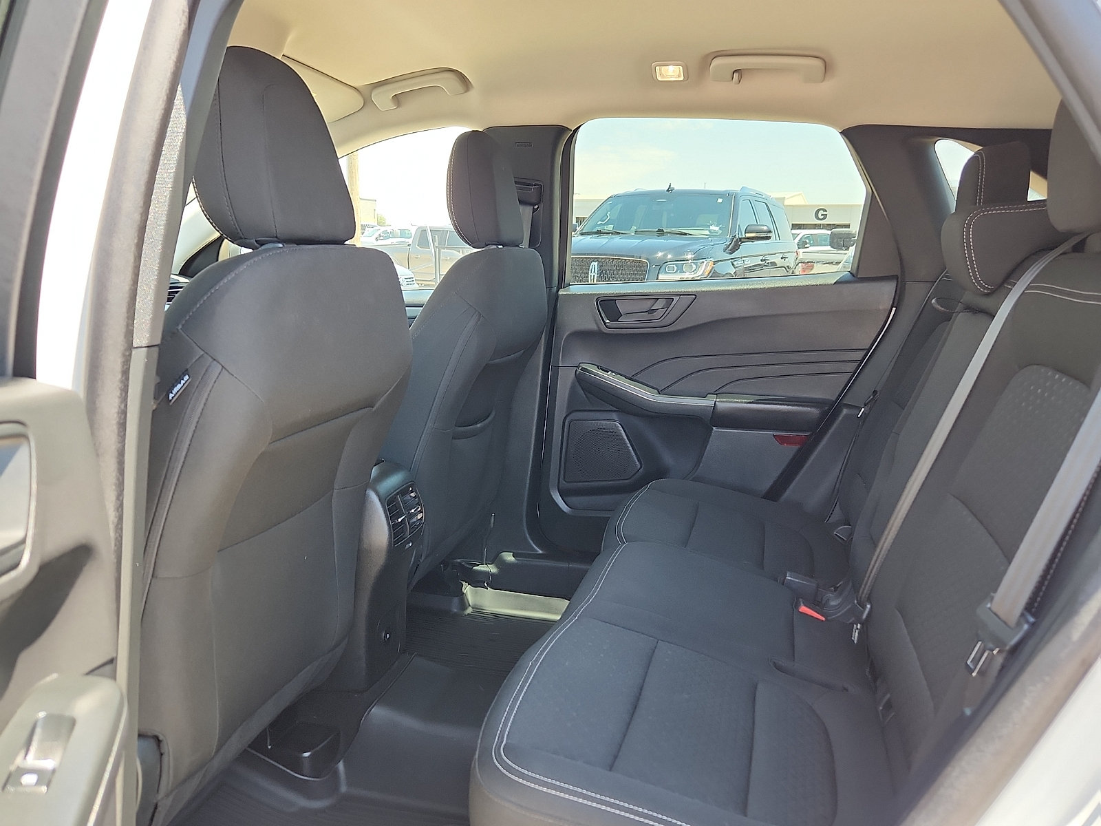 Certified 2025 Ford Escape Active FWD image 9