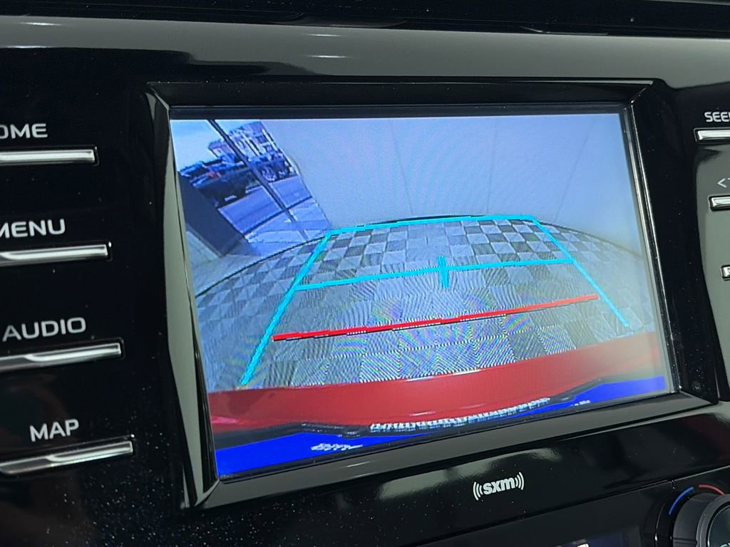 Used 2020 Toyota Camry SE w/ Carpet Mat Package FWD image 20