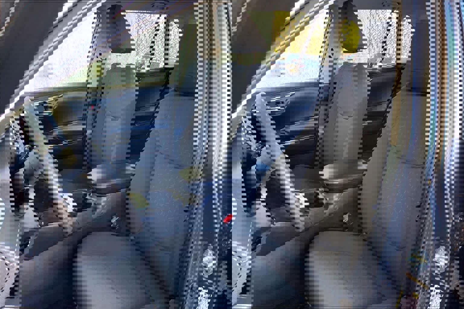 Used 2024 Toyota RAV4 XLE image 7