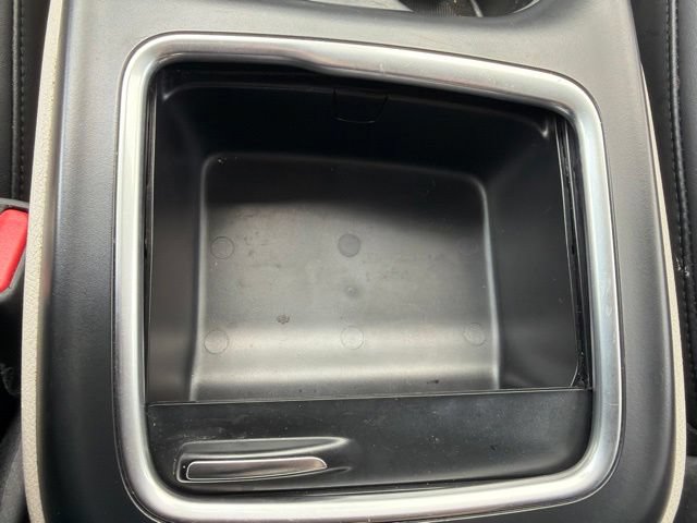 Used 2023 Chrysler Pacifica Touring-L FWD image 46