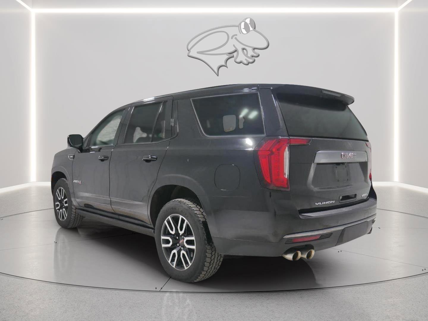 Used 2022 GMC Yukon AT4 w/ Max Trailering Package image 2