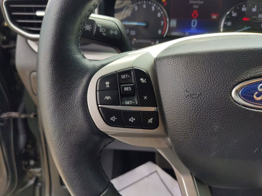 Certified 2023 Ford Explorer XLT w/ Equipment Group 202A image 30