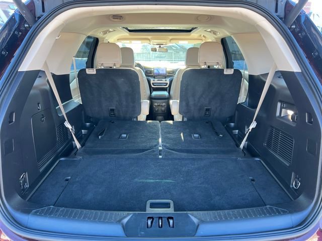 Certified 2022 Ford Explorer XLT w/ Equipment Group 202A image 29