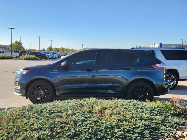 Certified 2023 Ford Edge ST-Line w/ Class II Trailer Tow Package AWD/4WD image 3