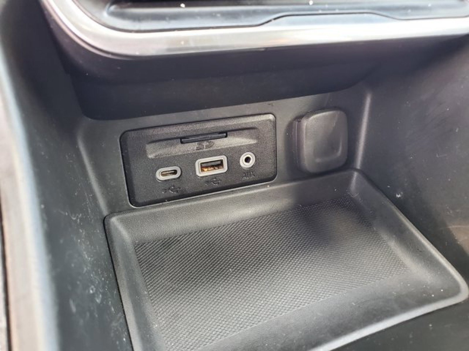 Used 2019 GMC Terrain SLE w/ Driver Convenience Package image 26