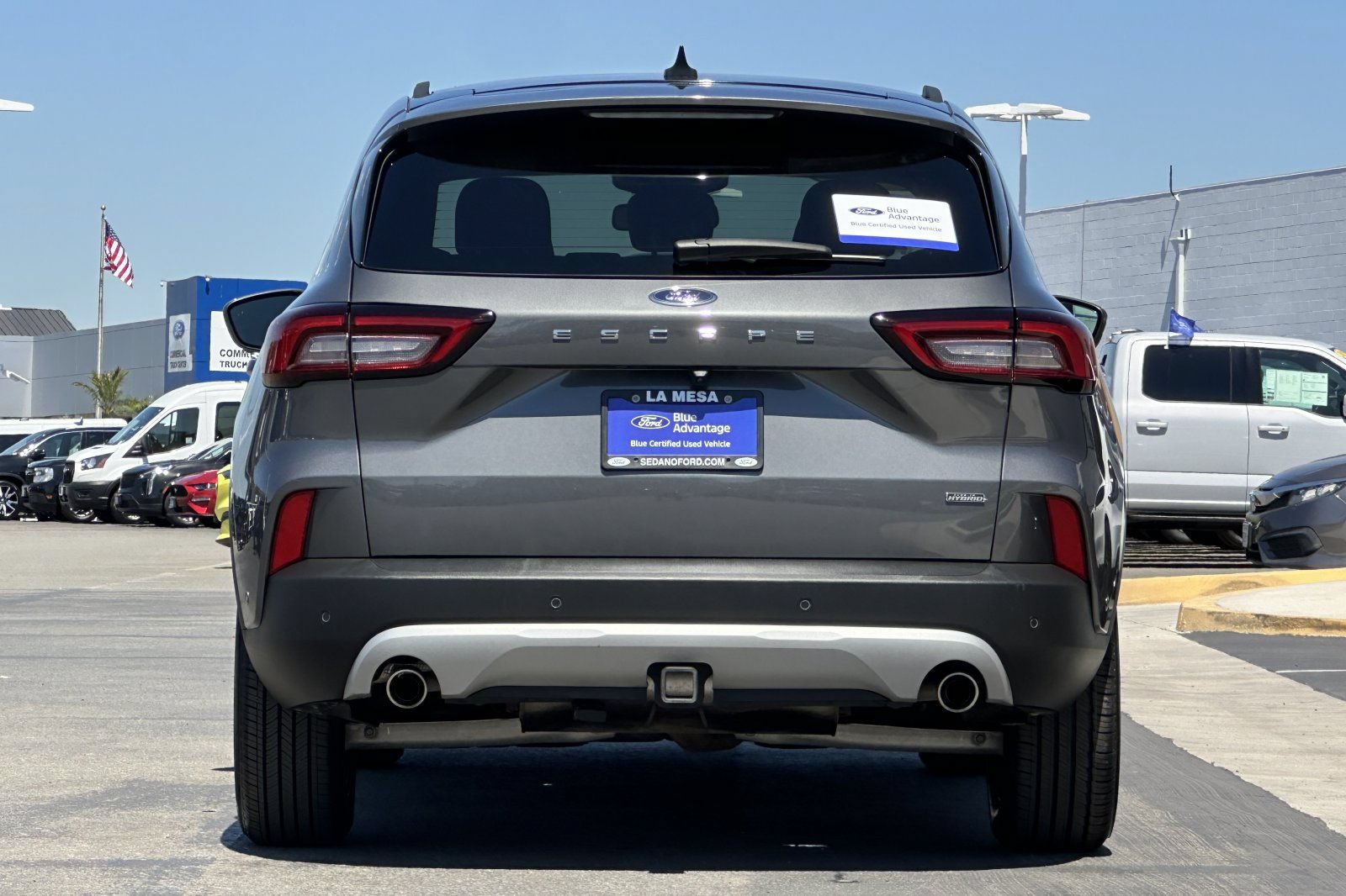 Certified 2023 Ford Escape SE w/ PHEV Premium Package FWD image 4