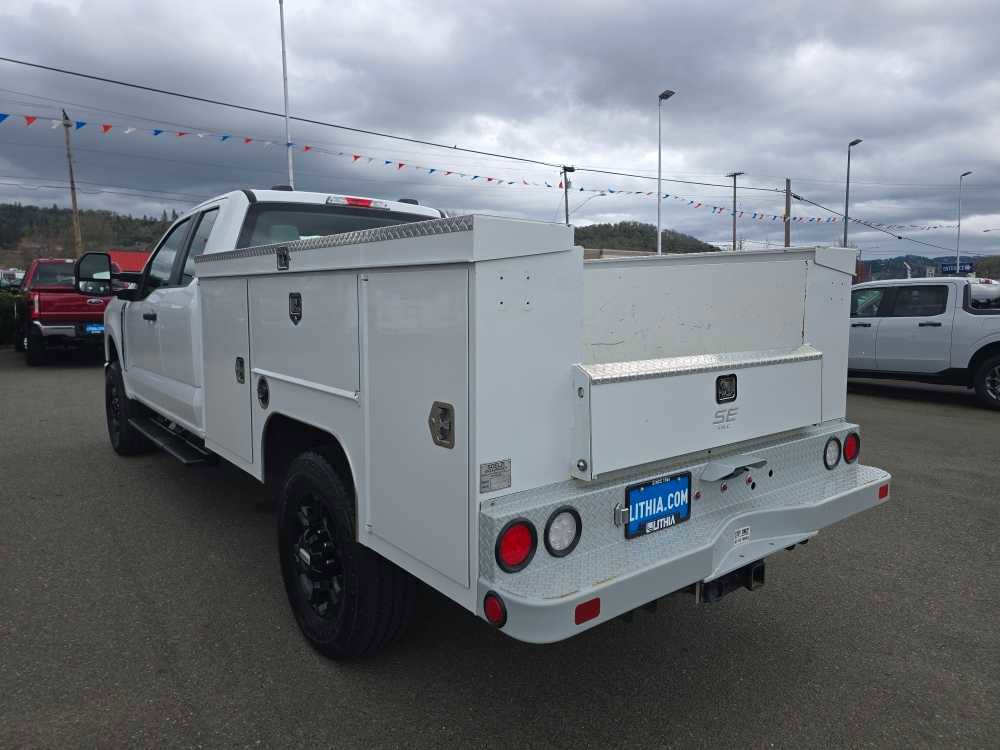 Certified 2023 Ford F250 XL w/ Snow Plow/Camper Package image 3