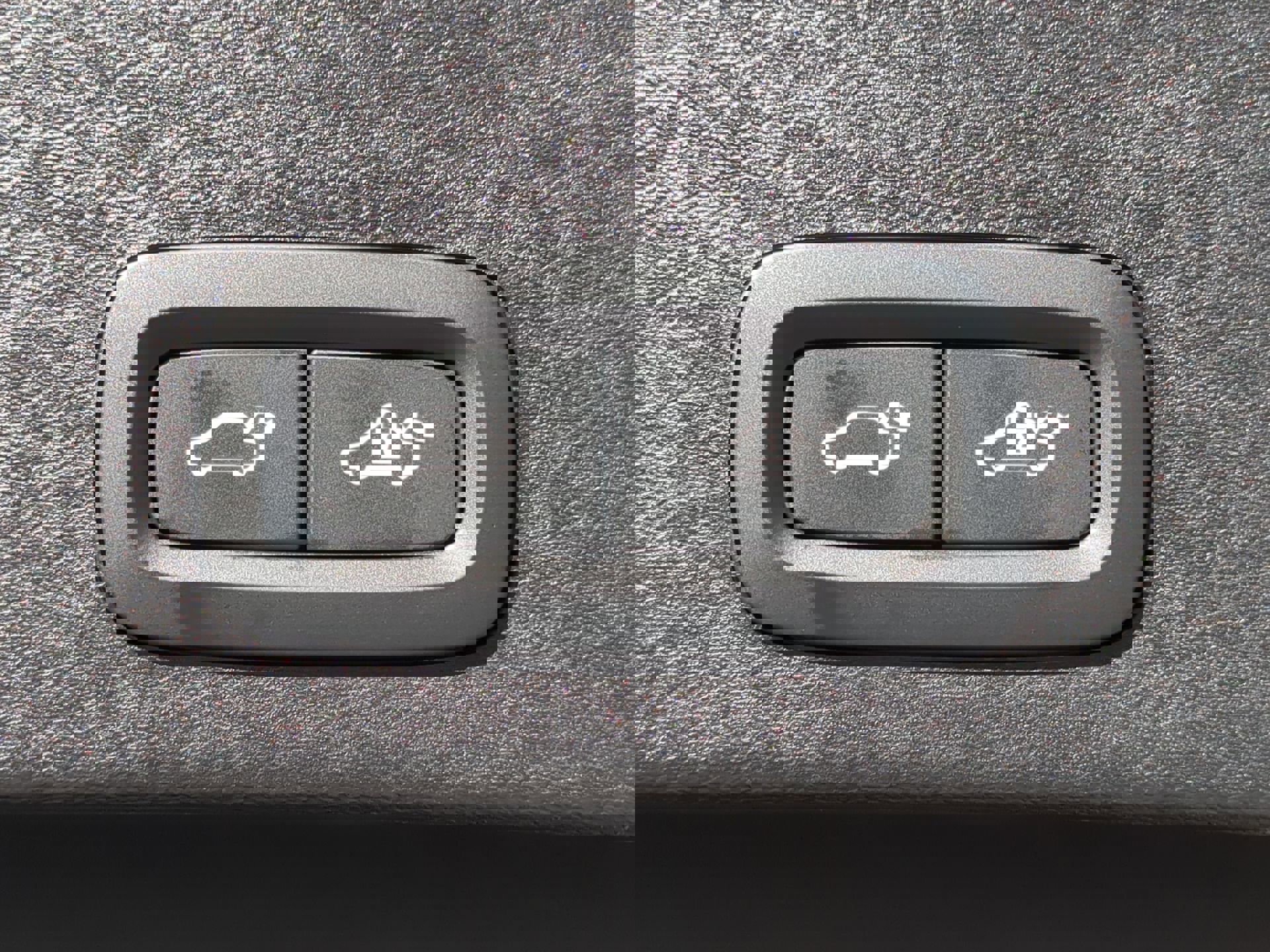 Used 2025 Volvo XC40 B5 Core image 39