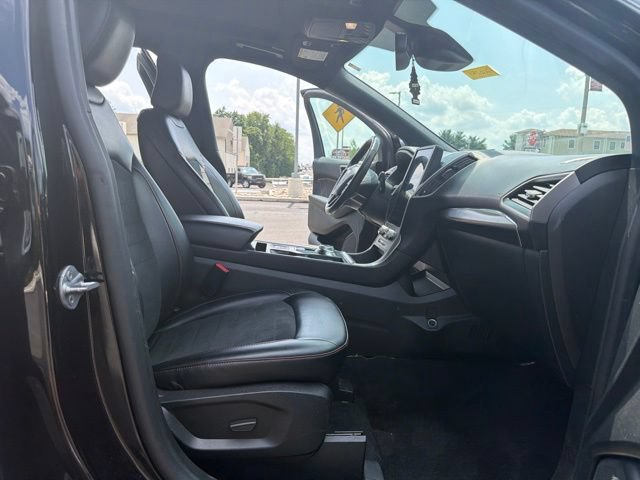 Certified 2024 Ford Edge ST-Line AWD/4WD image 15