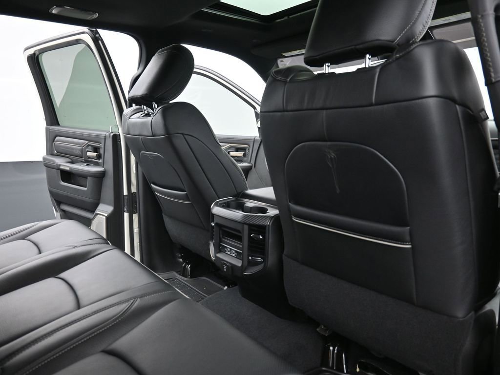 Used 2021 RAM 2500 Limited image 12